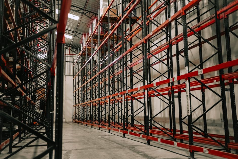 Warehouse pallet and forklift operations