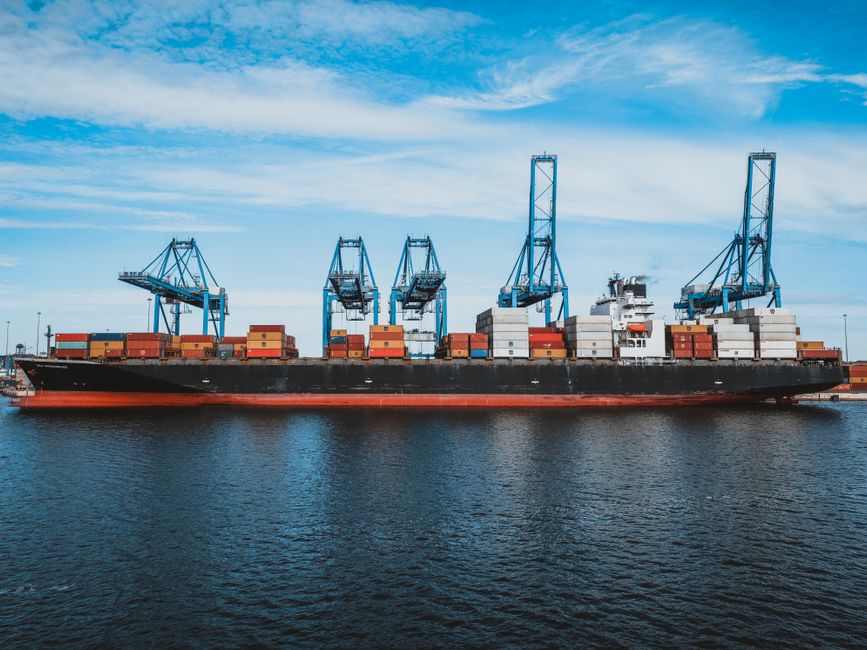 Container vessel at a Chinese port