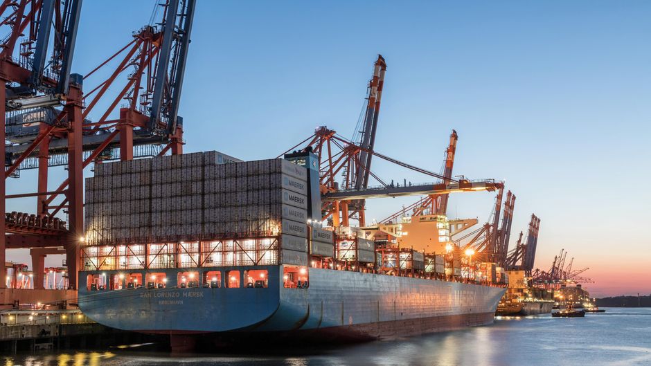 Calcium Hypochlorite Is Class 5.1 — Misdeclare It and Your Whole Container Bounces Back